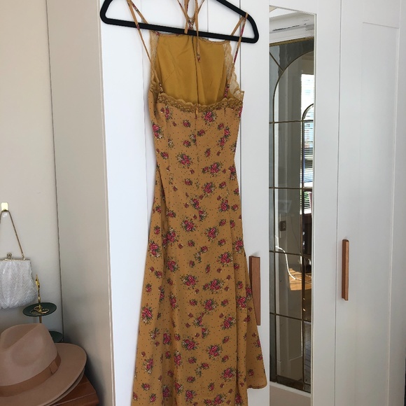 SIMPLE RETRO LINDY ROSE NICK DRESS - Picture 2 of 4